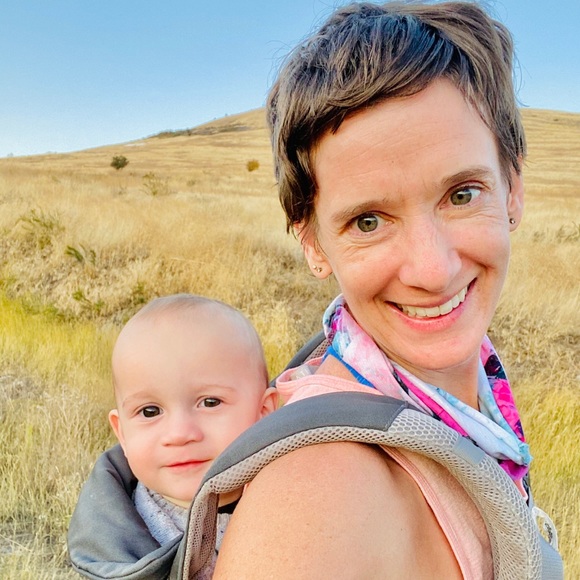 Meet your Posher, Rachel, of NellieG’s closet - Picture 3 of 3